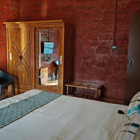 Stone Casa By Vgh 4Bhk Villa With Swimming Pool Mahābaleshwar Buitenkant foto